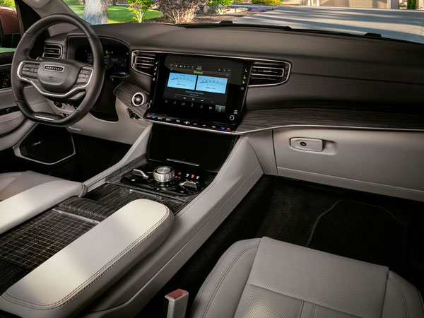 2022 Wagoneer Interior